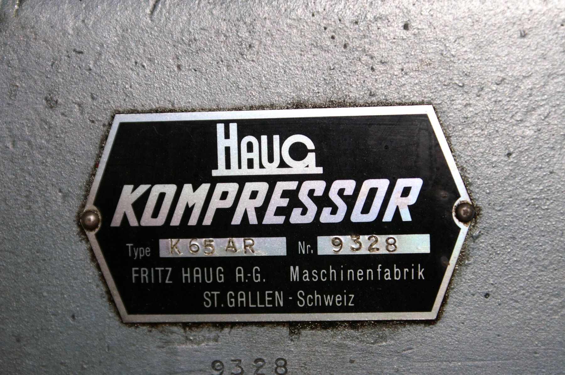 Compresseurs: Druckluftkompressor Haug – D'occasion à Grub AR par SLBCM75 1