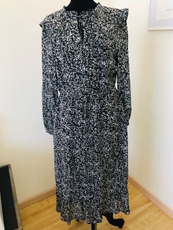 Schickes Maxikleid mit Muster, Grösse 36, neuwertig