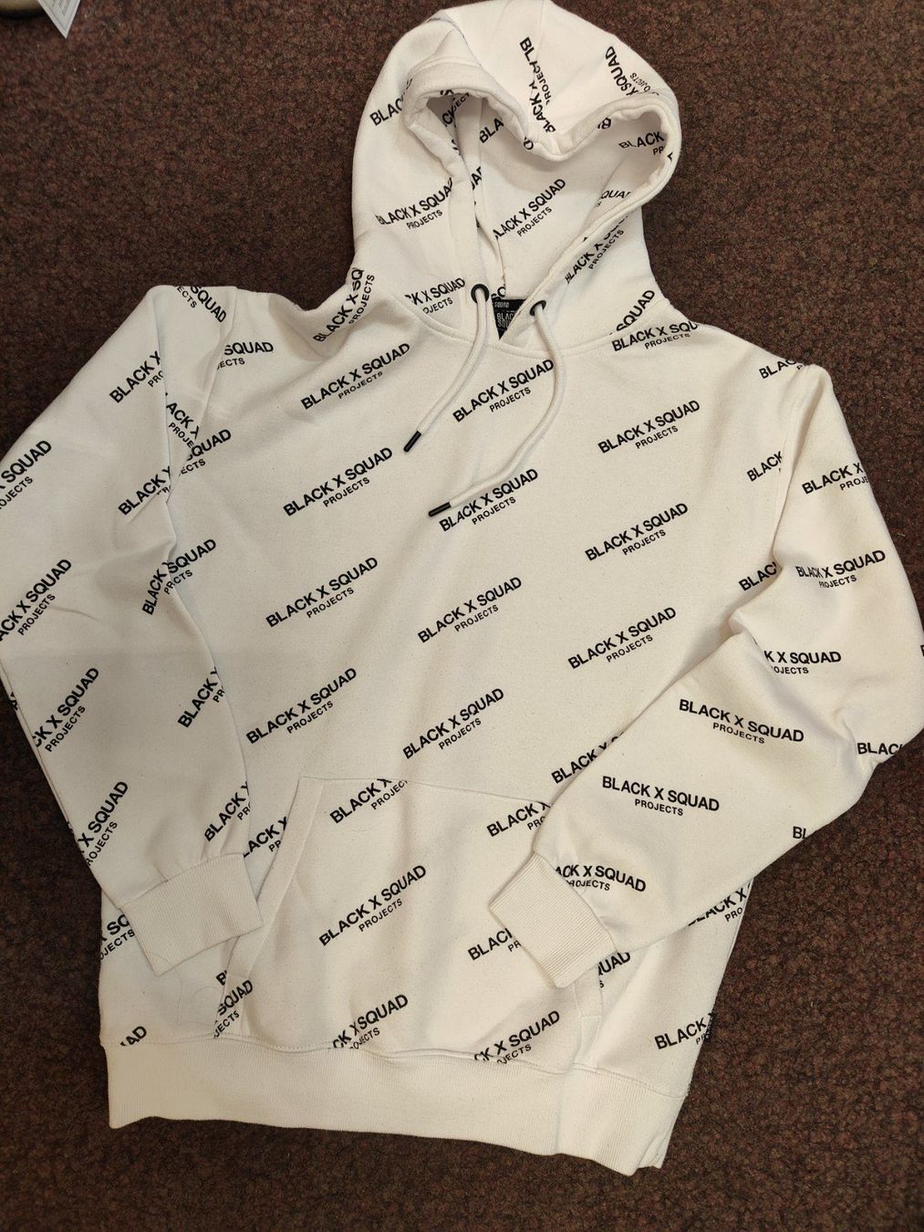 Maglioni & Felpe: Hoodie  Grösse M – Usato da Davos Platz venduto da jon_2b56
