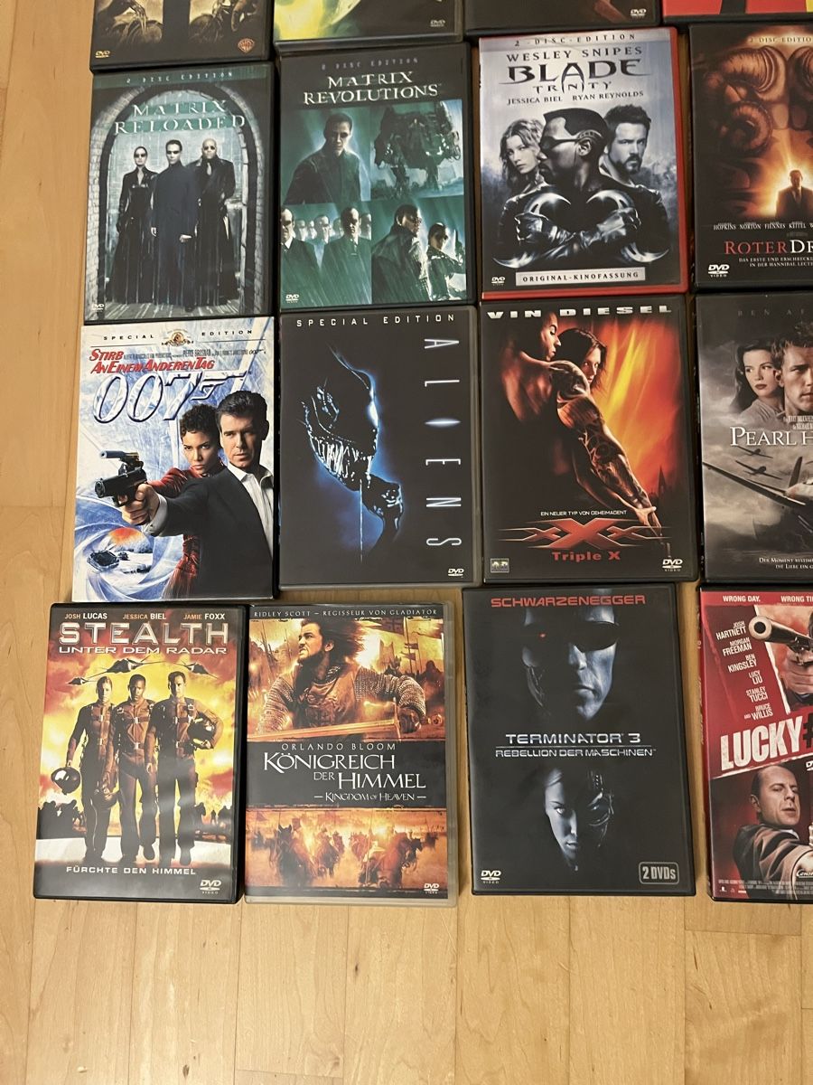 Alle DVDs: Grosse DVD Sammlung. – Gebraucht aus Allschwil von Manolictus 1