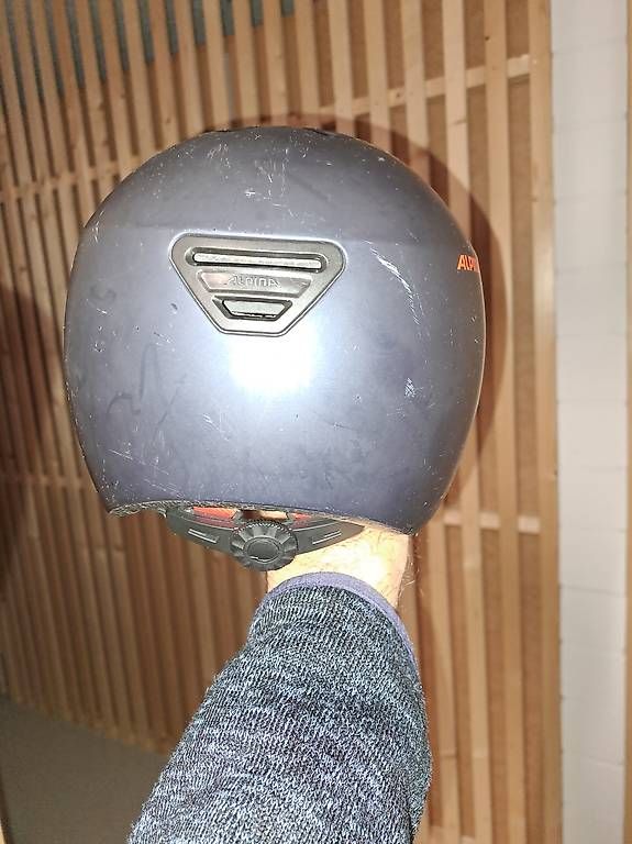 Helme: Kinder Velo Helm Alpina – Gebraucht aus Zell LU von soko 3