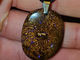 Natürlicher australischer Boulder Opal Anhänger