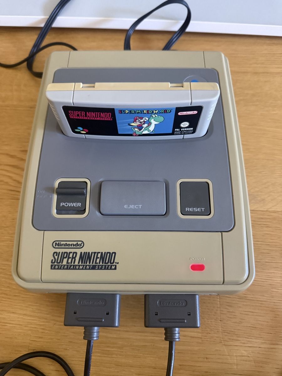 Nintendo Console: SNES Konsole inkl. 2 Controller und Zubehör – Usato da Basel venduto da Xela86 4