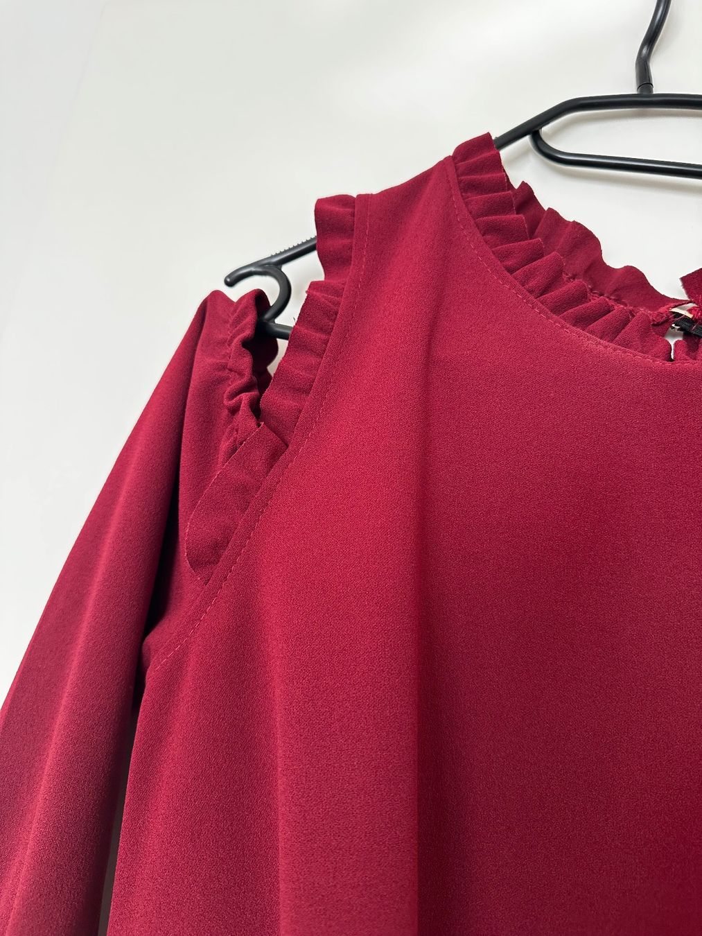Vestiti: Robe bordeaux élégante, épaules ouvertes - Taille 38/M – Usato da Vevey venduto da lua_vb2w 1