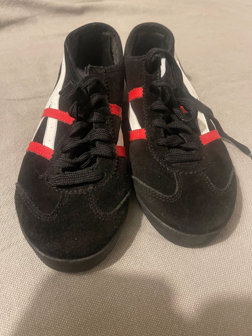 Scarpe da uomo: Sneaker Wildleder wie neu – Usato da Hinterkappelen venduto da simona67 5