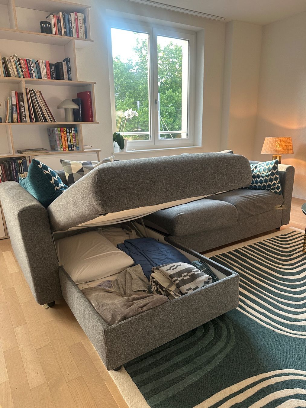 Ikea Divani: Gratis Ecksofa grau Stoff mit Chaiselongue Gebraucht – Usato da Zürich venduto da nor_h7t9 4