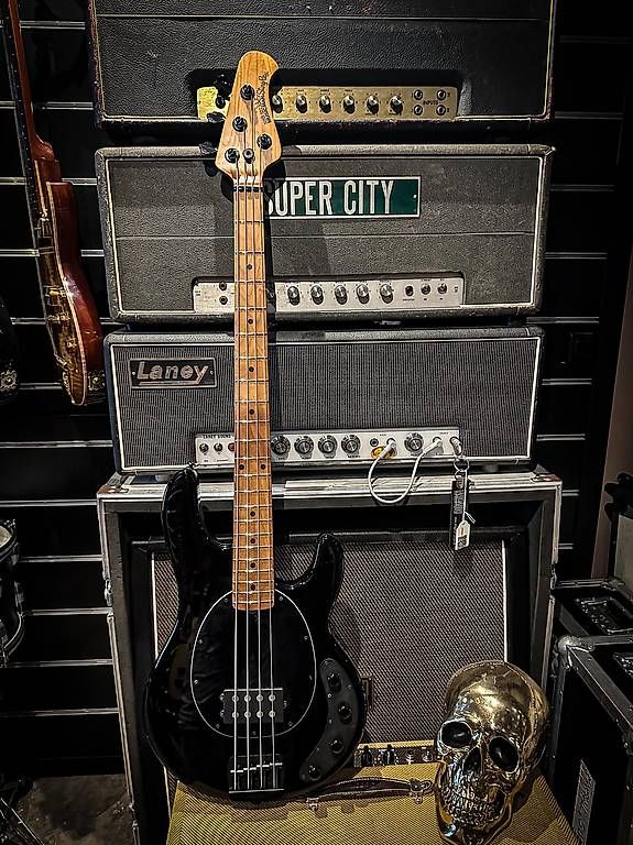 Music Man Strumenti musicali: Musicman Stingray Special Black H – Usato da Montreux venduto da Alligator-AMPS 1