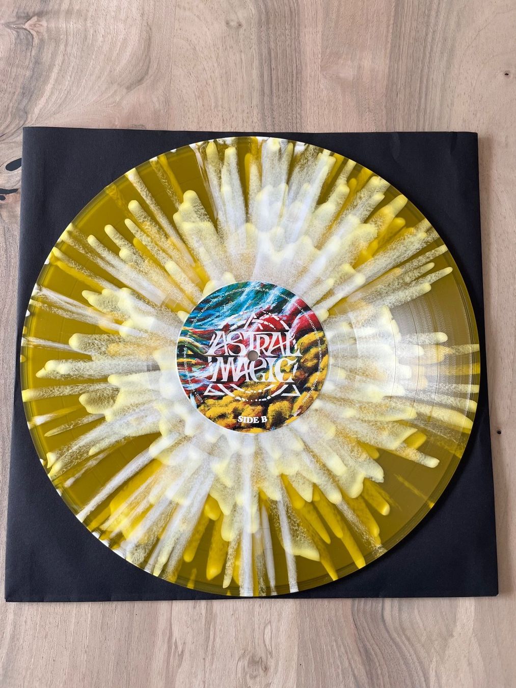 Dischi in vinile: Astral Magic - Magical Kingdom (LP Vinyl) – Nuovo (secondo la descrizione) da Rüfenach AG venduto da luciferus 3