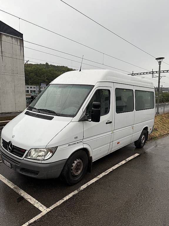 Mercedes Sprinter 313 CDI 9 Plätzer mit Rollstuhllift (Gebraucht) in ...