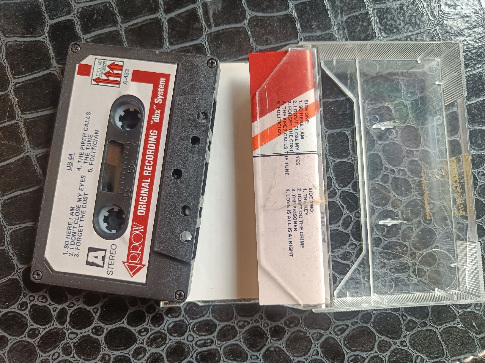 Cassettes audio: Cassette UB 44  – D'occasion à Herdern par lau_kx2b 3
