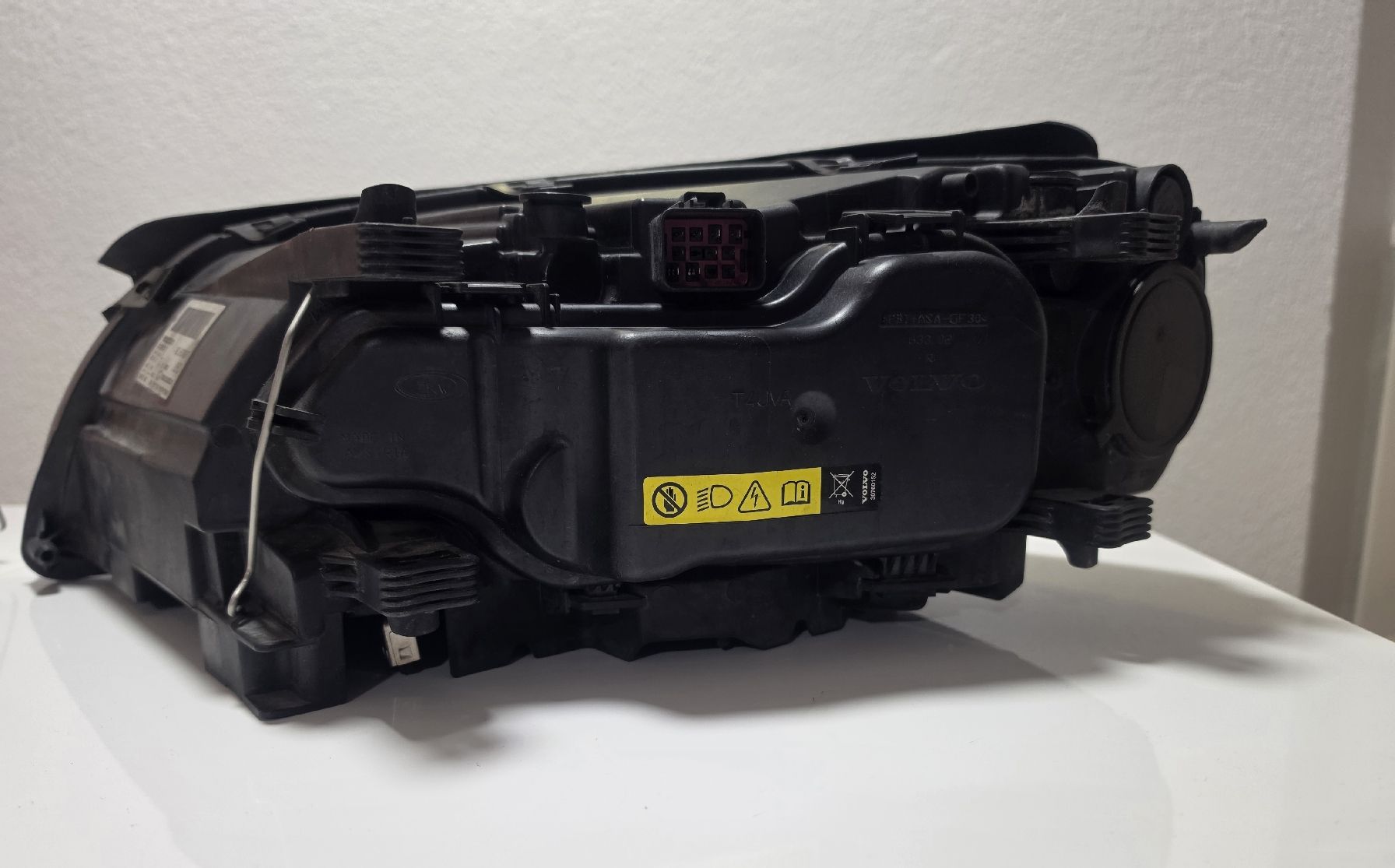 Volvo Fari: Volvo XC70 Scheinwerfer – Usato da Winterthur venduto da xXSchwwizXx 5