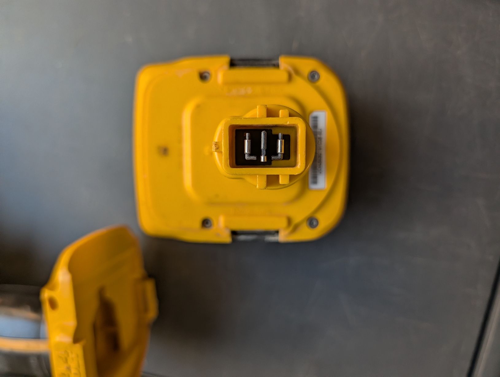 Alle Maschinen: DeWALT Akkuschrauber 14,4V – Gebraucht aus Erstfeld von up. 5