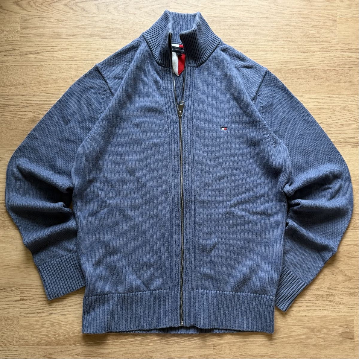 Jacken: Tommy Hilfiger Stickjacke – Neu (gemäss Beschreibung) aus Au ZH von tmnhllr