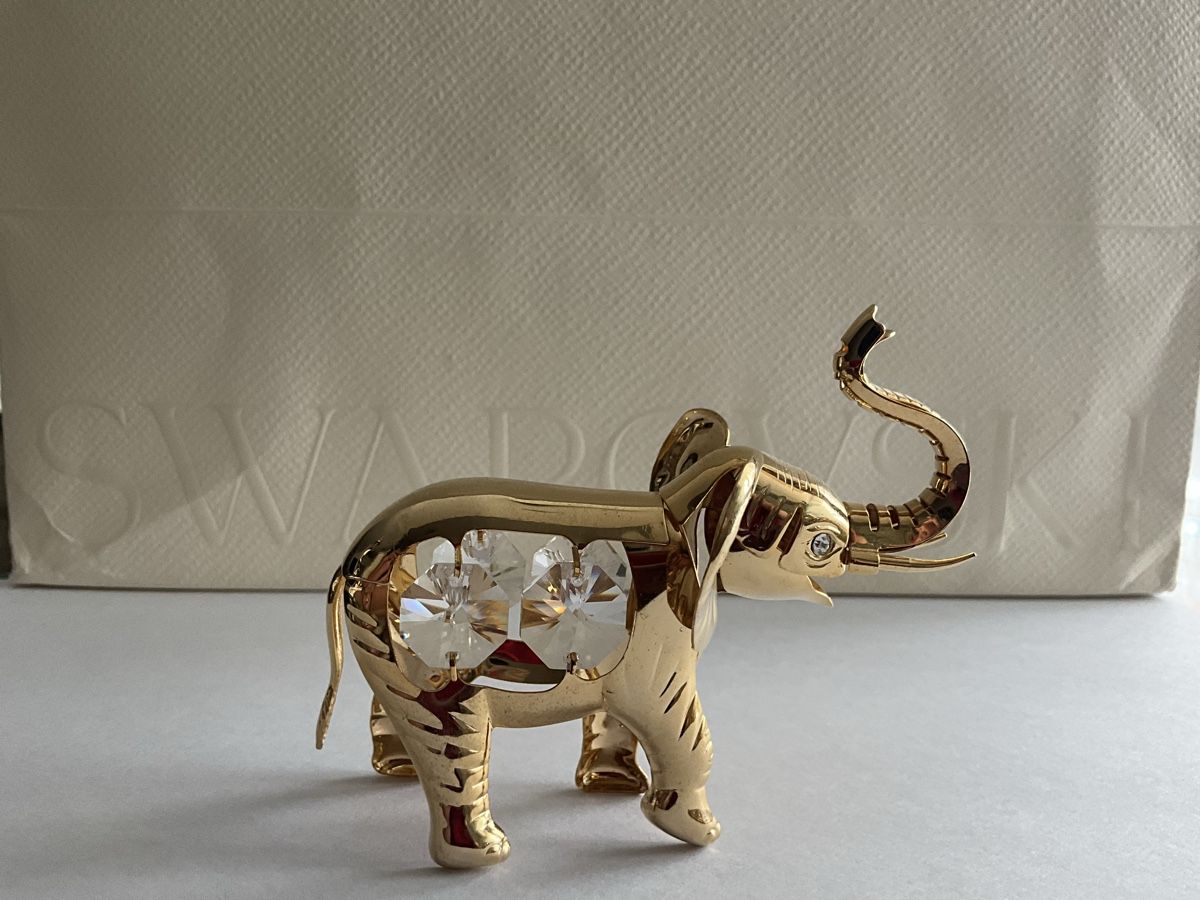 Statuette: Gold Kristall Figur Grosse Elefant – Nuovo (secondo la descrizione) da Oberglatt ZH venduto da Multimix
