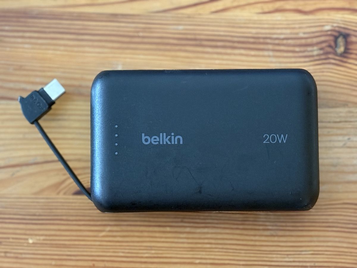 Belkin Caricabatterie: Belkin BoostCharge 10000mAh, 20W, 36 Wh – Usato da Minusio venduto da DeFringues 2