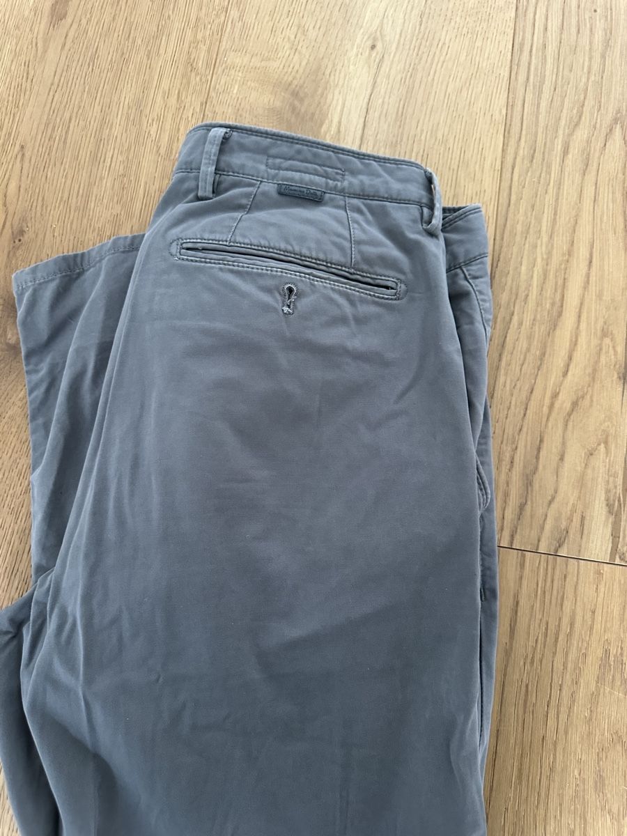 Massimo Dutti Pantaloni: Hose von Massimo Dutti gr. 42 – Usato da Elgg venduto da KTeek 1