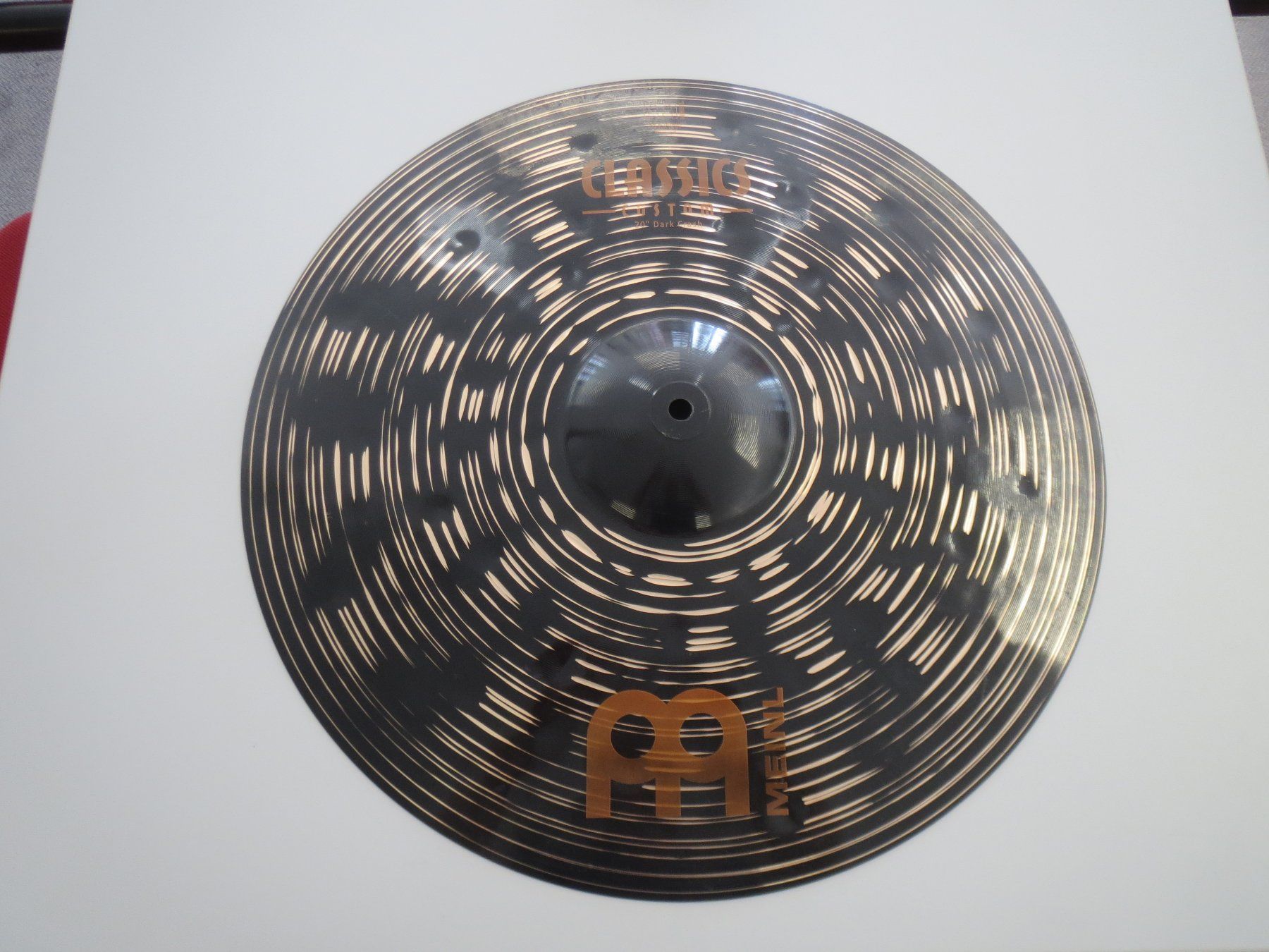 Strumenti musicali: Meinl Classic Custom Dark Crash 20" – Usato da Hüttwilen venduto da Andmithand
