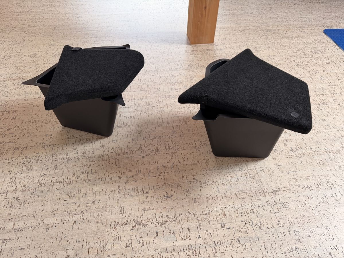 Tesla Autres accessoires p. véhicule: Model y Kofferraum-Staufächer – D'occasion à Rothenfluh par Whitefear