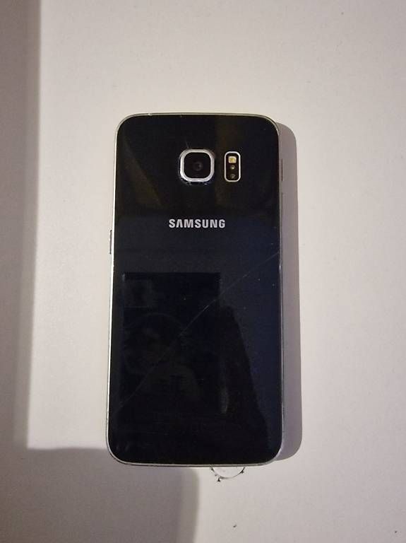 Samsung Telefoni cellulari / Smartphones: SAMSUNG S6 EDGE 64 GB – Usato da Bern venduto da YarickKozlov 2