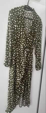 Grünes Wickelkleid mit Punkten von Velvet, Grösse 36