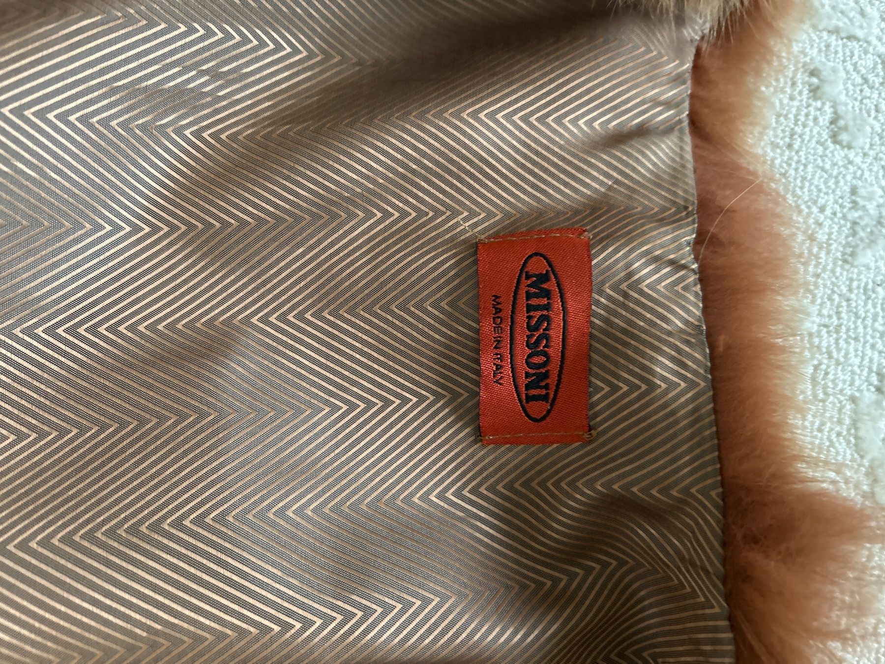 Missoni Gilet & Giacche senza maniche: Gilet fourrure Missoni – Usato da Duillier venduto da princess012 2