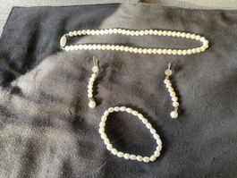 Schmuckset Echte Perlenkette Armband Ohrringe Perlen Weiss