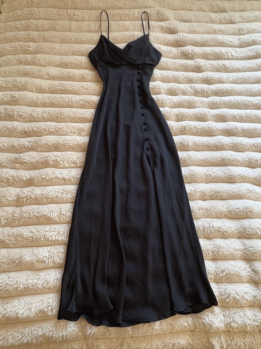 Zara Vestiti: Satin Kleid – Nuovo (secondo la descrizione) da Birmensdorf ZH venduto da Soo-Young01