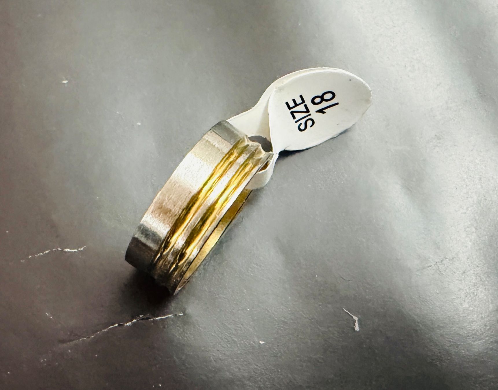 Anelli: Edelstahlring, Gold/Silber Design - Grösse 18 – Nuovo (secondo la descrizione) da Dietikon venduto da Emoruk 2