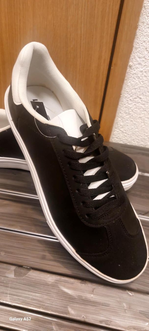 Scarpe da uomo: Baskets neuves jamais portées – Nuovo e nell'imballaggio originale da Genève venduto da Martinbng