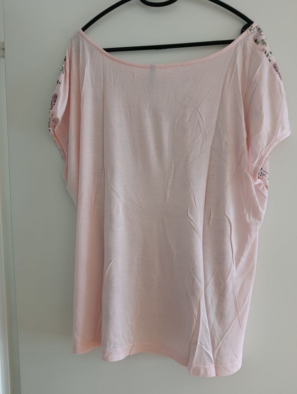 T-shirt: T-Shirt rosa Gr.XL Chicorée  – Usato da Bellach venduto da TORA4 1