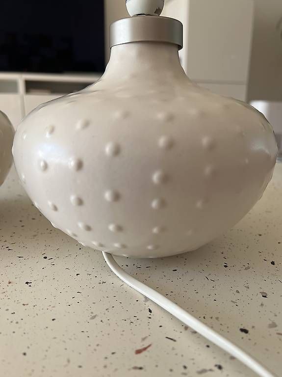 Ikea Lampade: 2x Tischlampen weiss  dekoratives Strukturdesign – Usato da Adliswil venduto da bravewolf 2