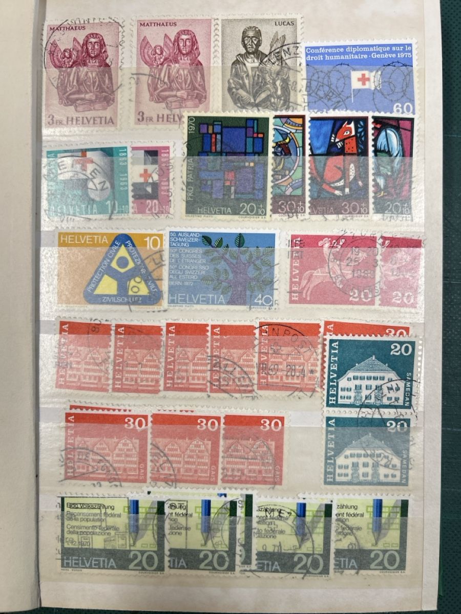 Alben: Kleine Briefmarkensammlung – Gebraucht aus Gossau ZH von Kustergo