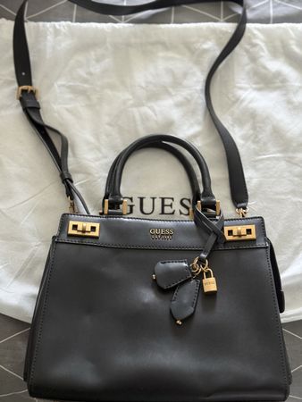Sac à main Guess noir - neuf  !