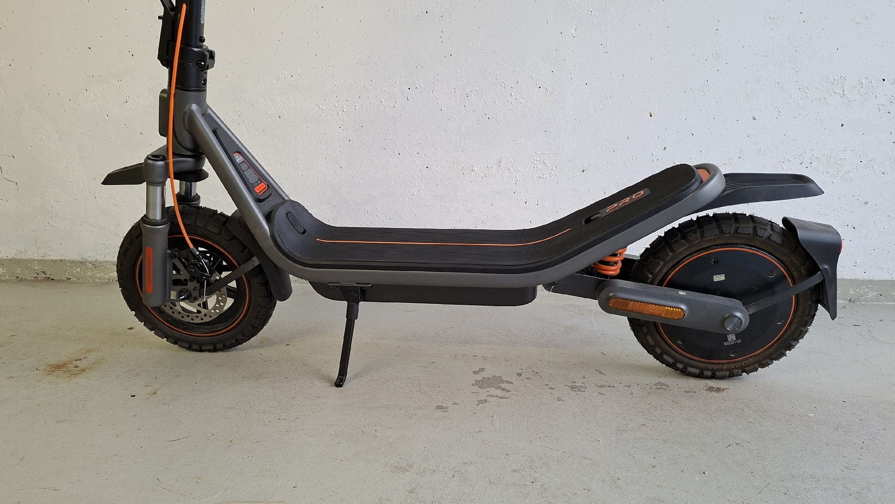 Xiaomi Kickboard: Xiaomi E-Scooter 6 Pro CH Version – D'occasion à Ballwil par Patrick218 2