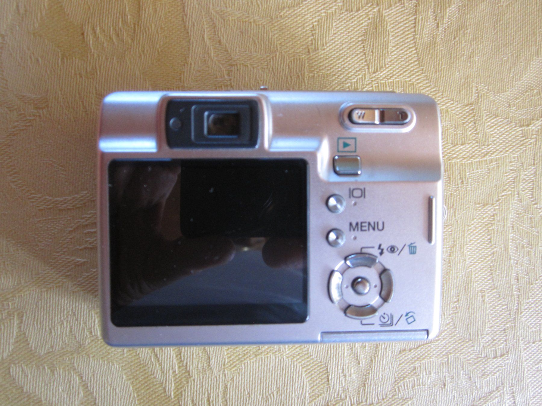 Konica Fotocamera: Kamera Digital Konica Minolta Dimage X50 – Usato da Binningen venduto da fel_8mgn 1