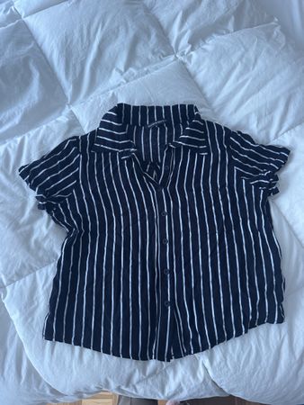 Chemise Brandy Melville rayée foncé bleu et blanc bon état