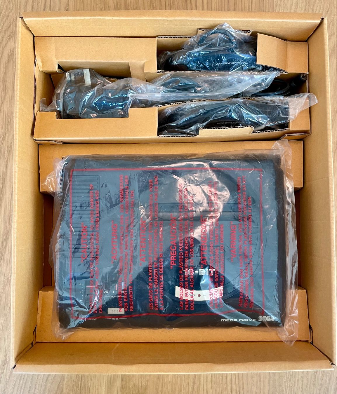 Sega Console: Sega Mega Drive 1 PAL console boxed complete CiB OVP konsole – Usato da Zürich venduto da molcomics 7