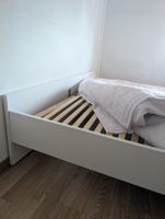 Bett mit Lattenrost 