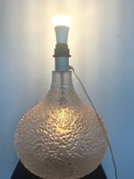 Einzigartige Vintage Lampe mit faszinierender Textur .