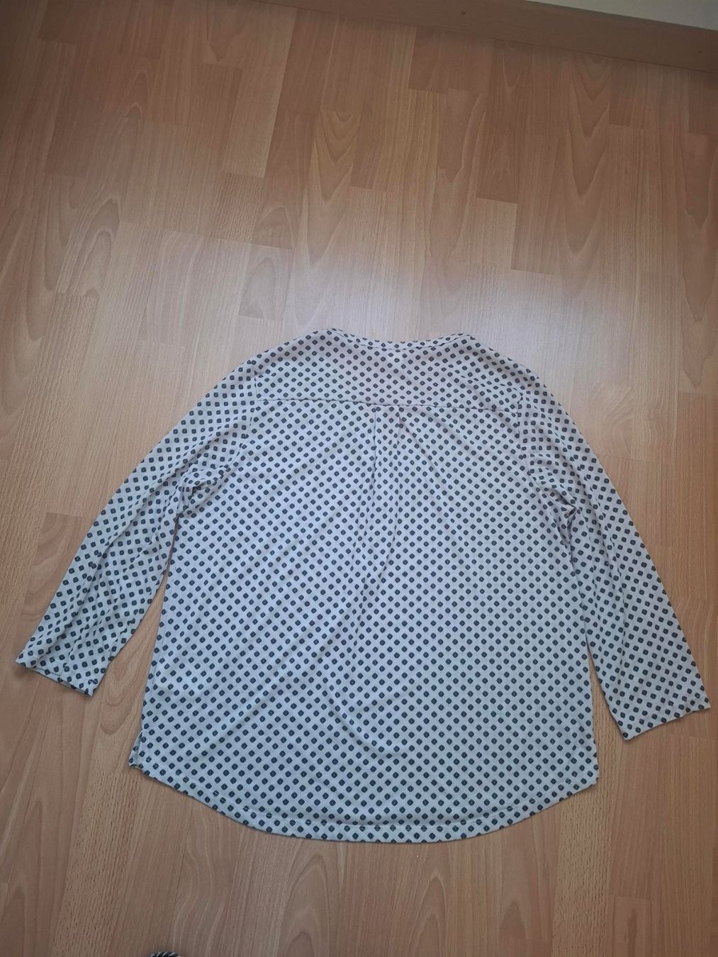 Camicette: Blouse H&M – Usato da Porrentruy venduto da Piquetix 1