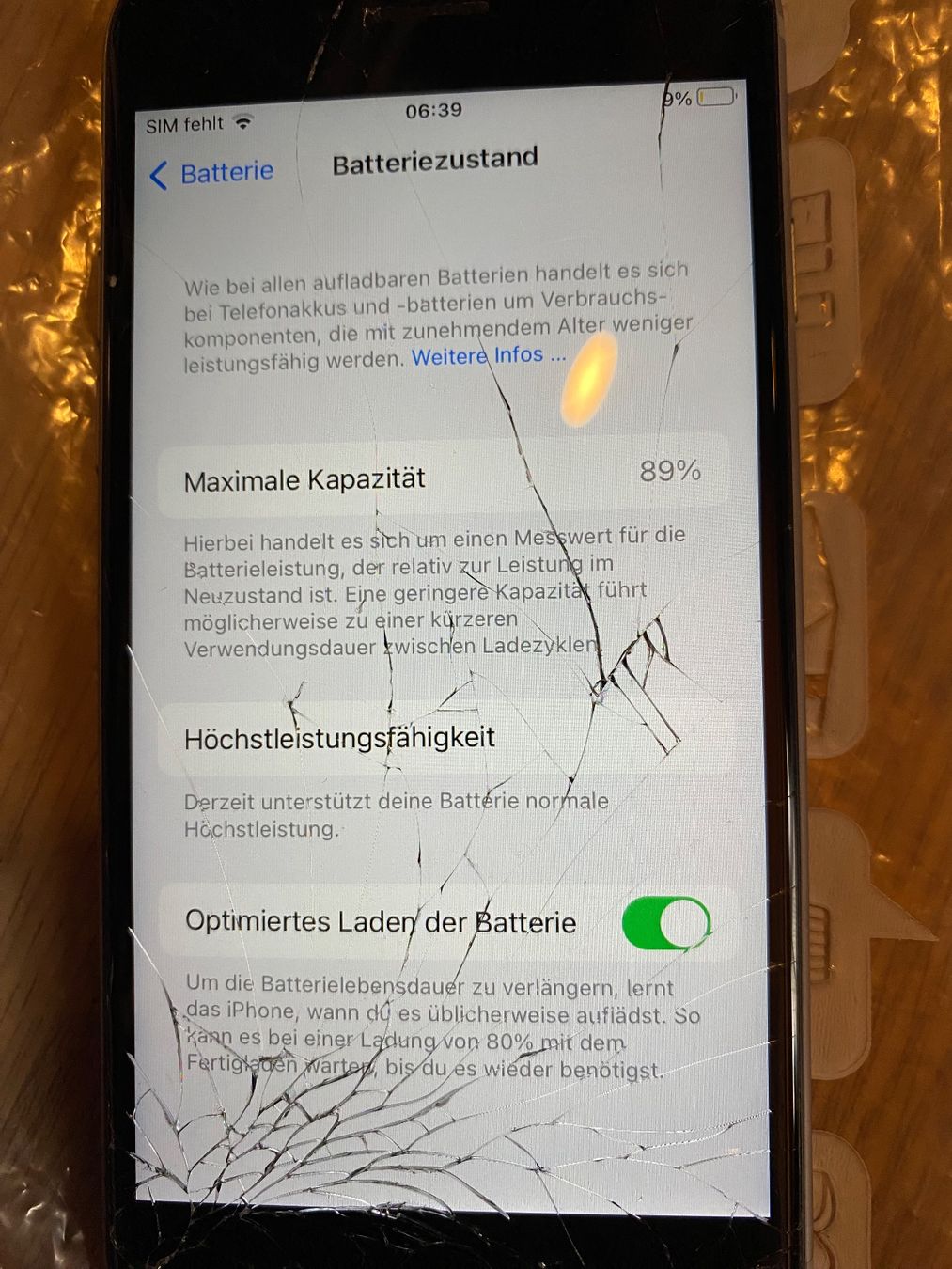 Apple Telefoni cellulari / Smartphones: Iphone 6s mit Displayschaden – Usato da saland venduto da yugen__ 2
