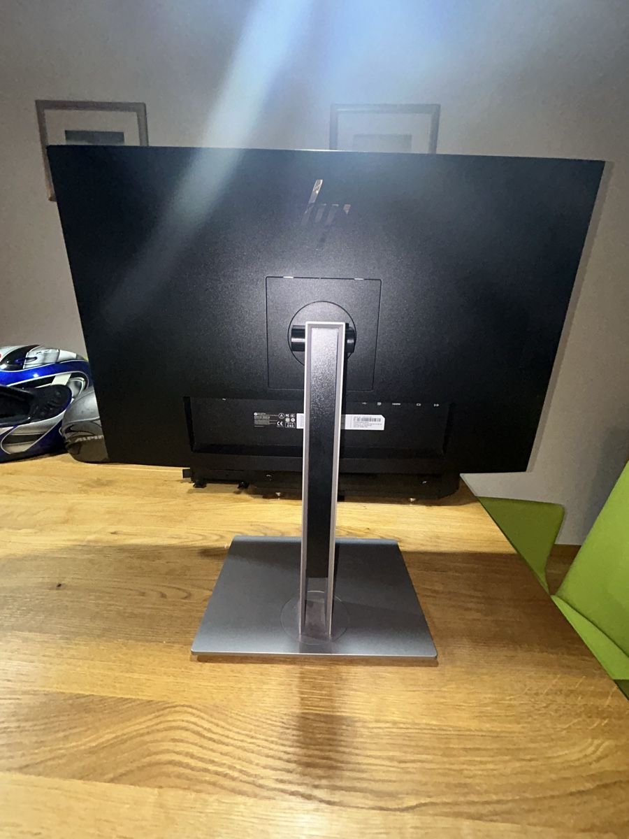 Monitore: HP EliteDisplay E273m - Top Zustand! – Gebraucht aus Zürich von jasmin011 4