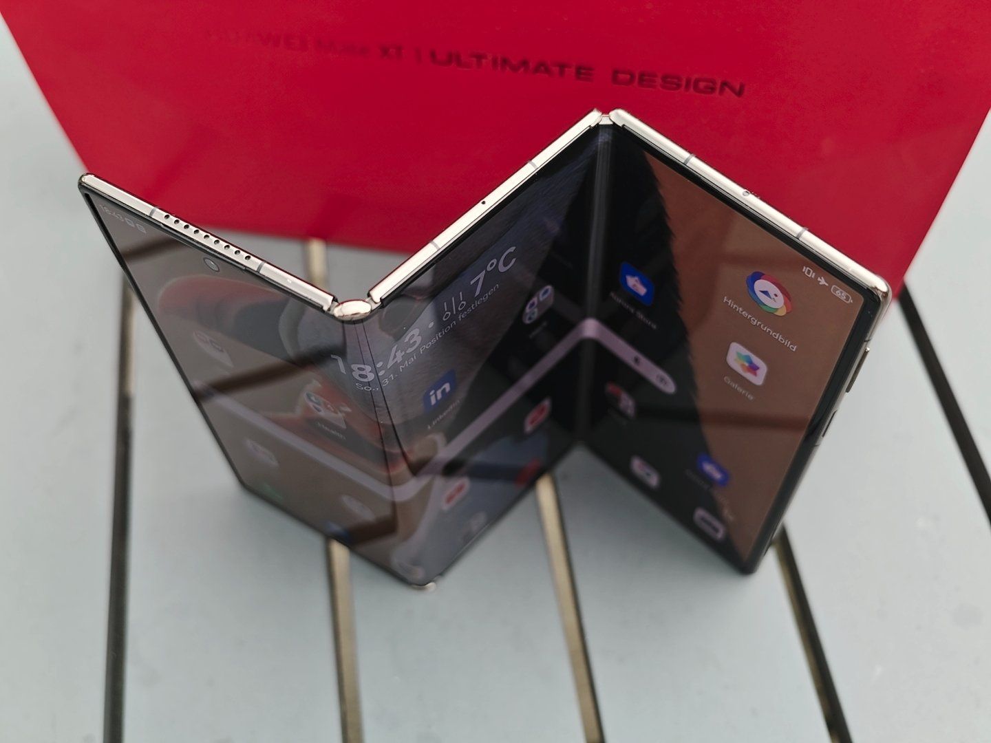 Huawei Telefoni cellulari / Smartphones: Huawei Mate XT Ultimate Trifold Smartphone 1TB – Usato da Mönchaltorf venduto da Cyman7 2