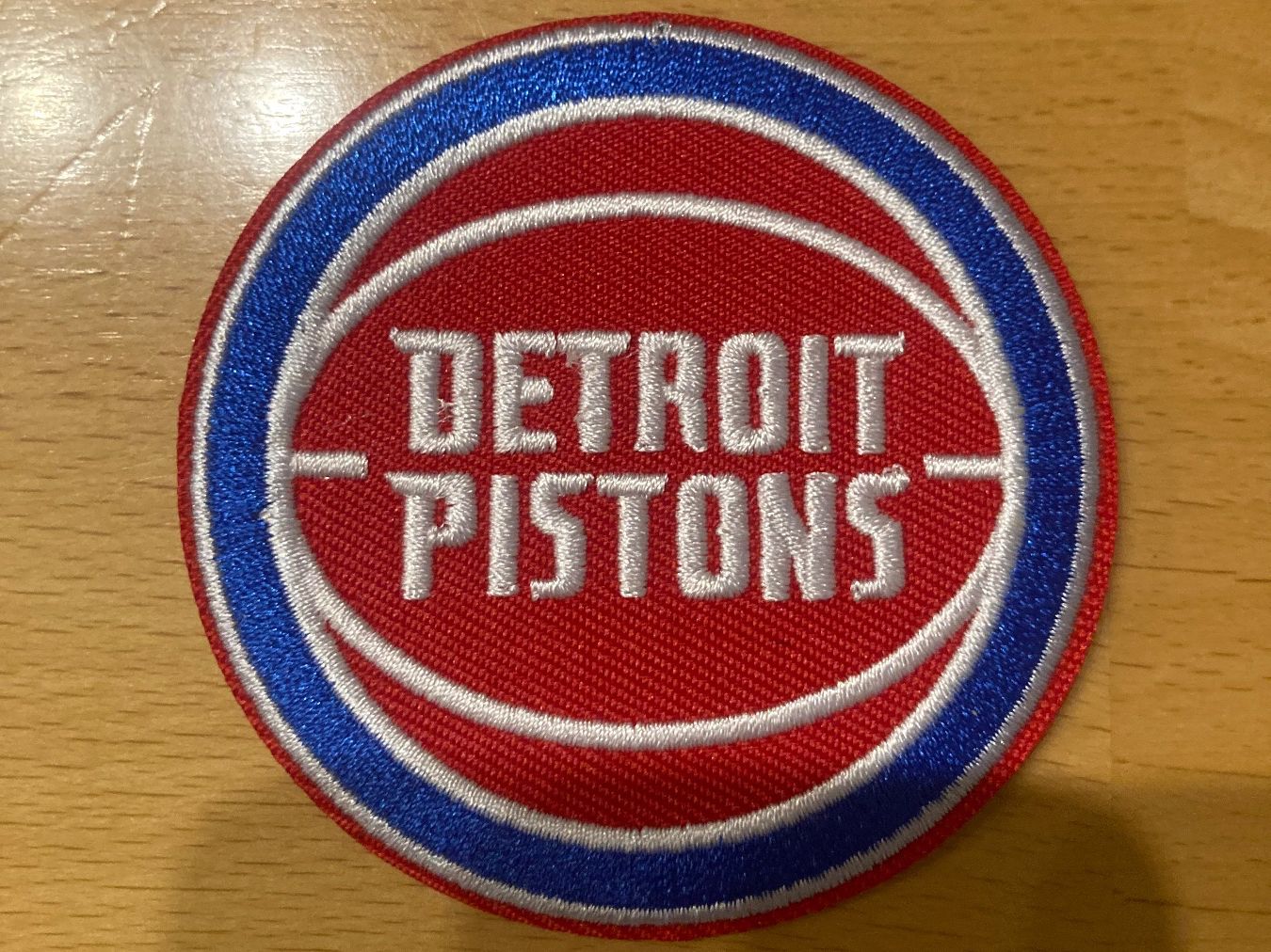 Toppe: NBA Detroit Pistons Patch Sticker Aufnäher – Nuovo (secondo la descrizione) da Horn venduto da abutre72