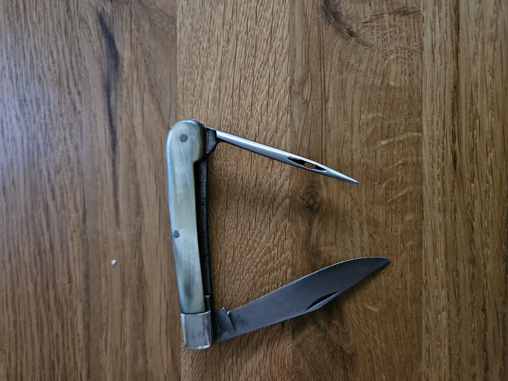 Coltelli tascabile: Taschenmesser mit Hornschalen – Usato da Bern venduto da Respirit 2