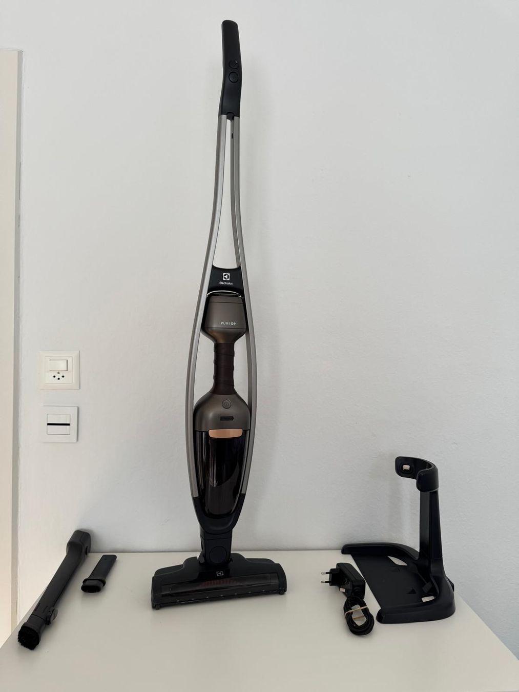 Electrolux Aspirapolveri & Accessori: Electrolux Pure Q9 Staubsauger – Usato da Bern venduto da Enya1 1