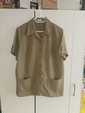 Schöne Bluse Gr. 50