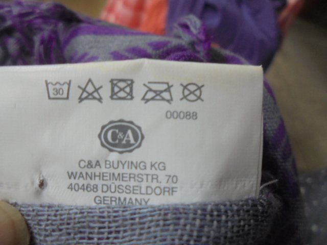 C&A Foulards, Tücher & Schals: Foulard, grau/lila, Viskose, C&A NEU – Neu (gemäss Beschreibung) aus Hinwil von Glasperlen 5