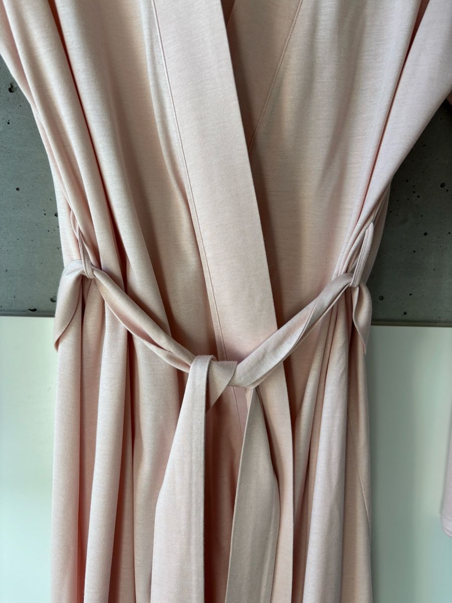 Hanro Bademäntel: Bademantel Hanro rosa Spitze S Modal Seide – Gebraucht aus Rebstein von wendy321meins 3