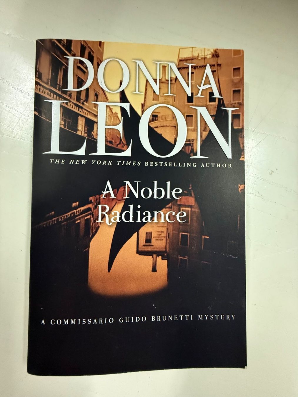 Libri: 3x Donna Leon - in englisch – Usato da Hunzenschwil venduto da Reche71 4